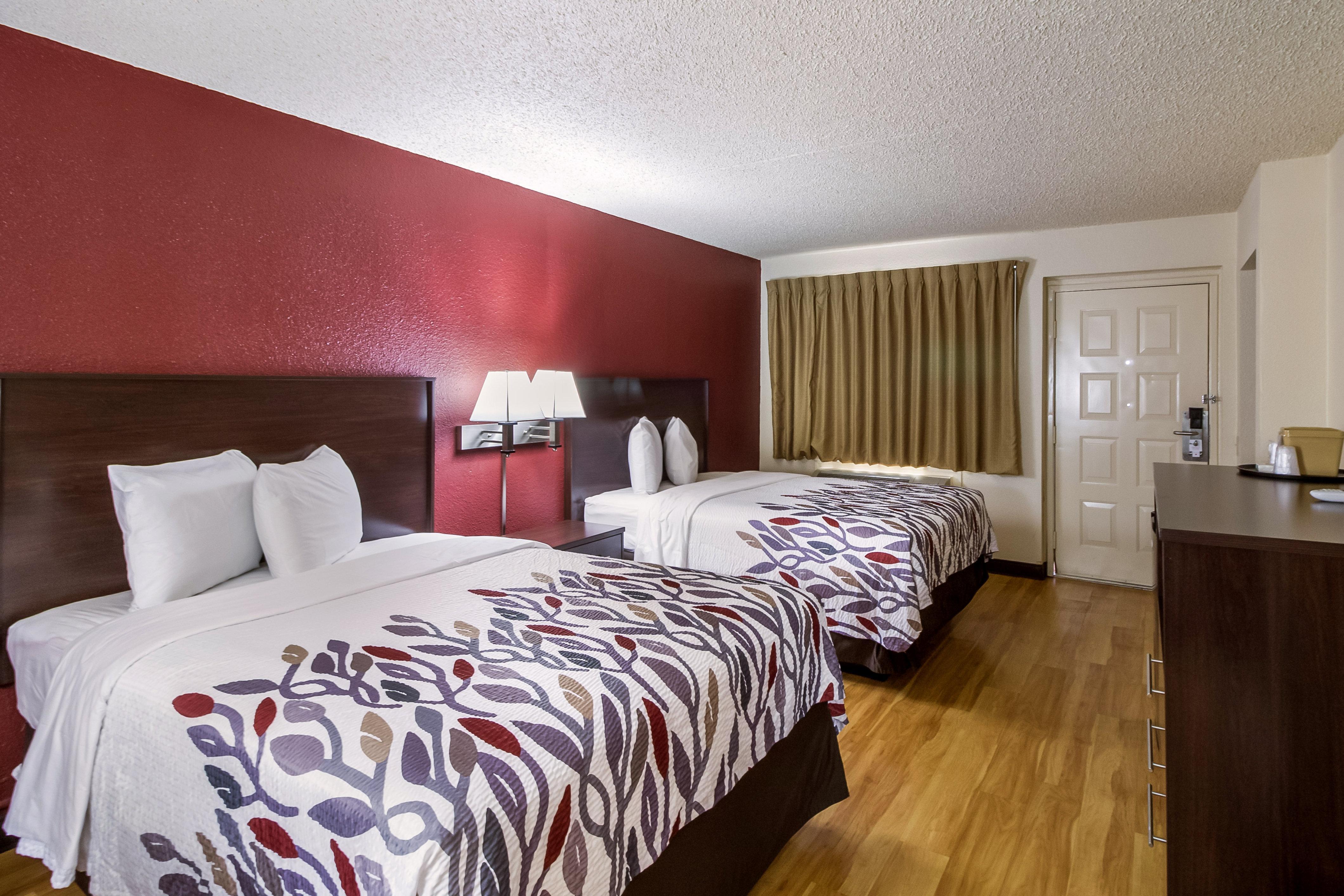 Red Roof Inn Houston East I-10 Eksteriør billede