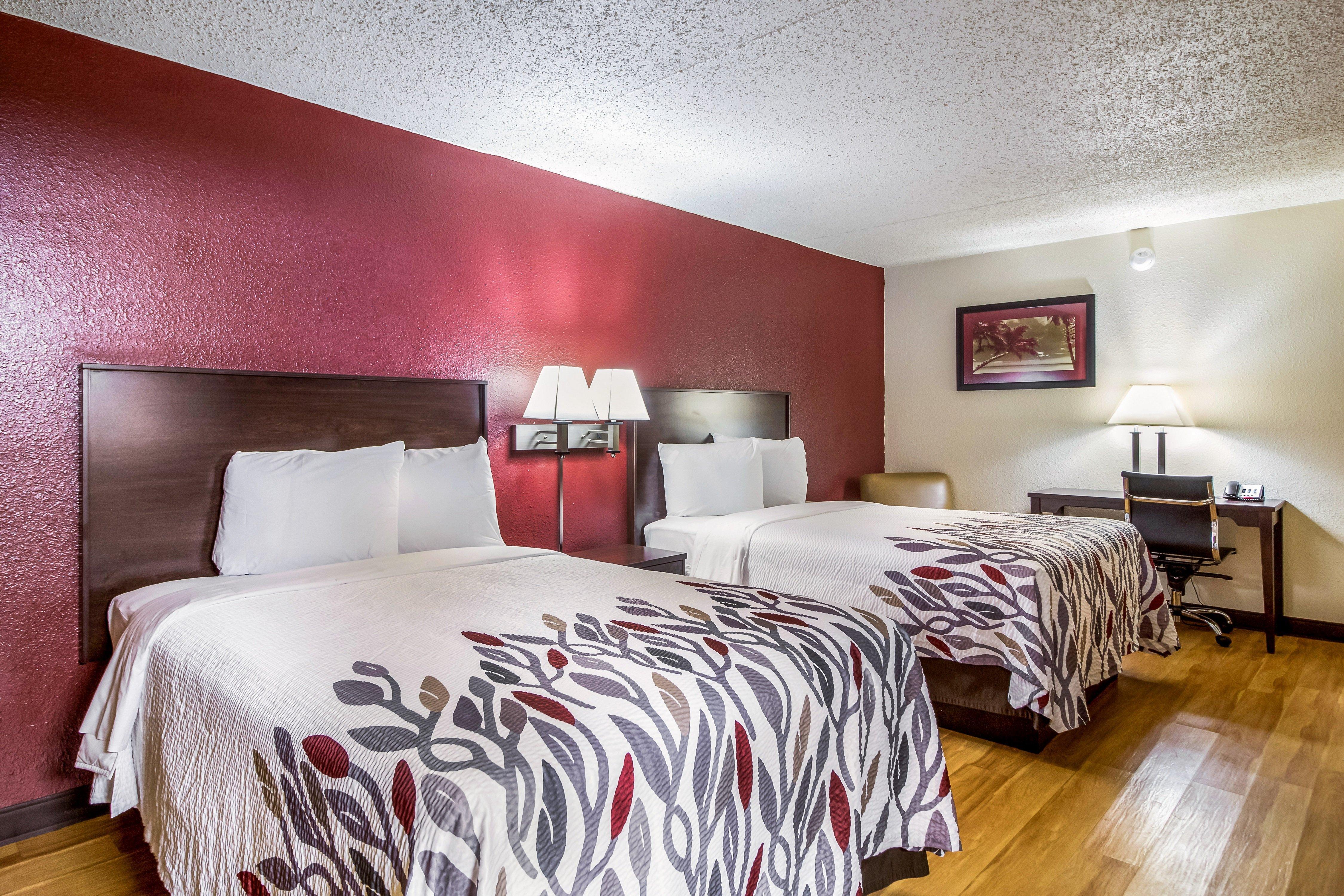 Red Roof Inn Houston East I-10 Eksteriør billede