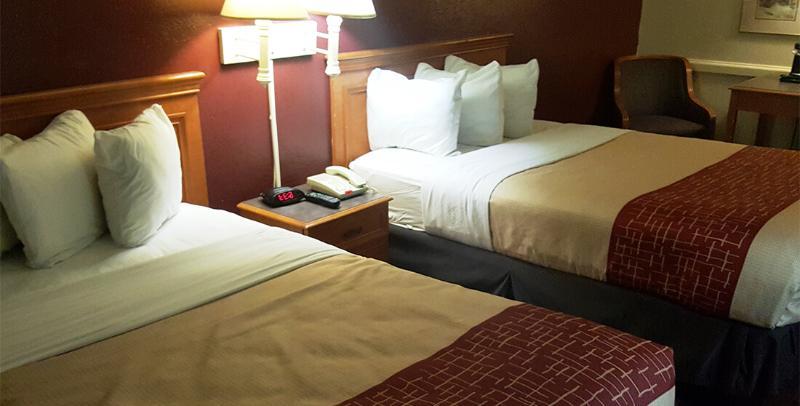 Red Roof Inn Houston East I-10 Eksteriør billede